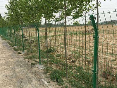 圈地护栏网 - 桐乡茂通贸易有限公司图片2