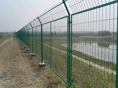 圈地护栏网 - 桐乡茂通贸易有限公司图片4