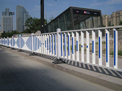 道路护栏
