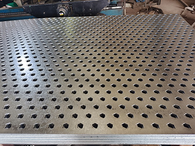 六角孔冲孔网 - 桐乡茂通贸易有限公司图片3